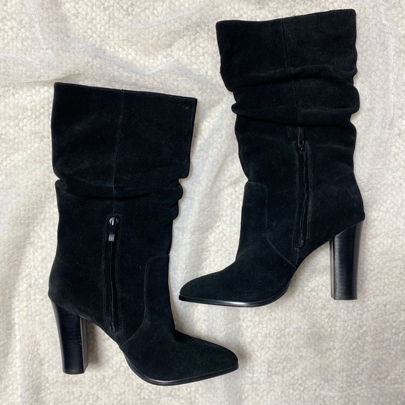 Tahari Black Suede Heeled Boots Never Worn - Picture 4 of 11